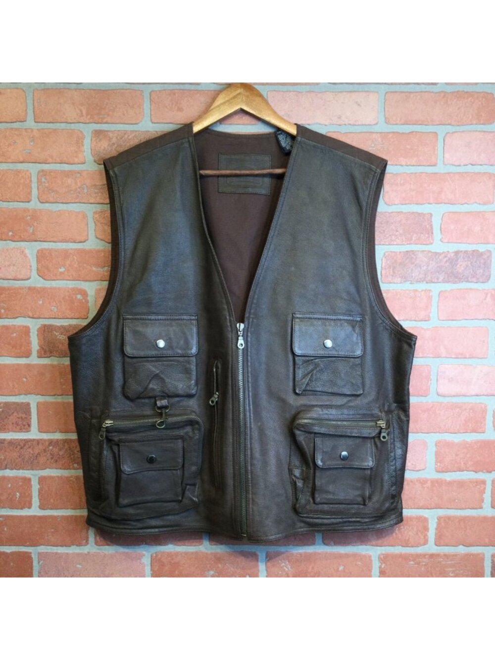Vintage St Johns Bay Mens Leather Utility Vest Brown Size L Pockets Zip Front